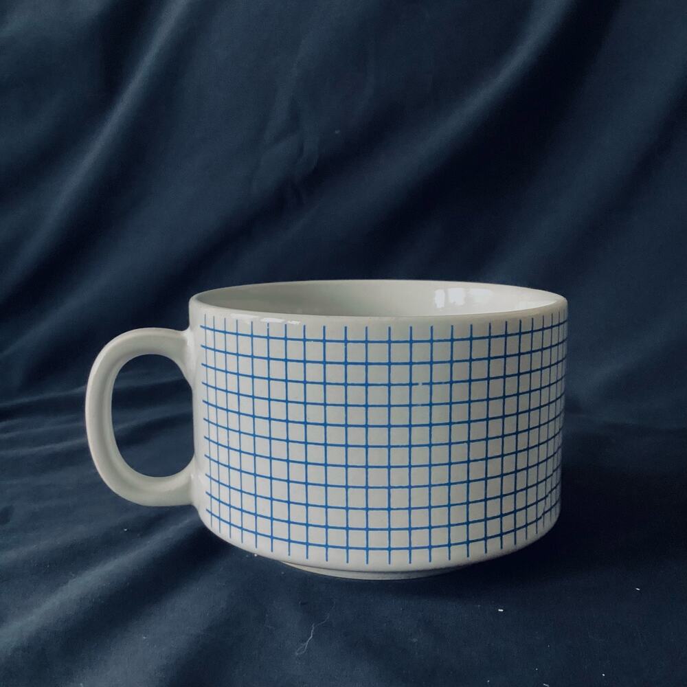 Large Blue Graph Mug - Picture 4 of 4